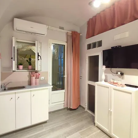 Nova House Apartmán Bari